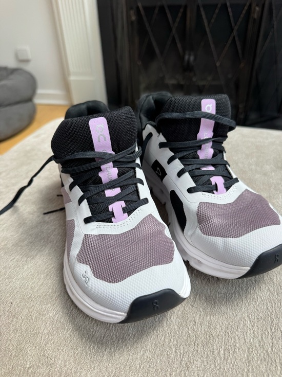 On Running Shoes - On Running Women's Cloud Runner Sneakers in Lavender/White/Black